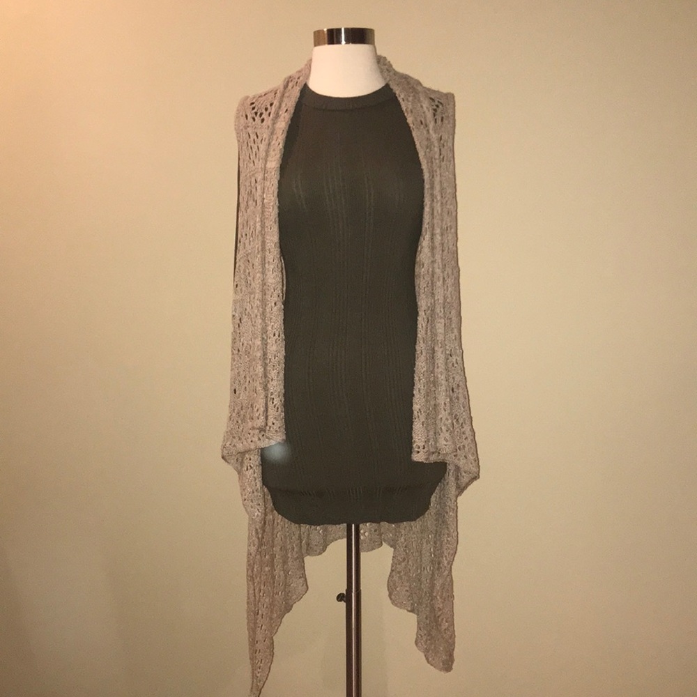 EUC🌟 F21 Cascading Cardigan